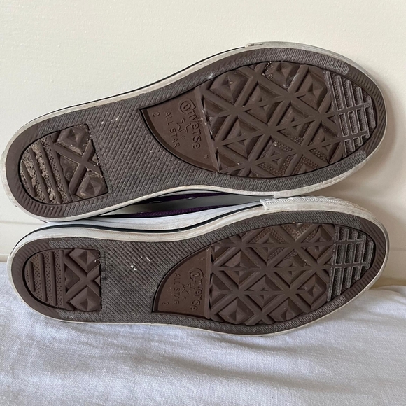 Converse All Stars Chuck Taylor Low Tops Youth Sz 2 Purple Unisex - Picture 6 of 8